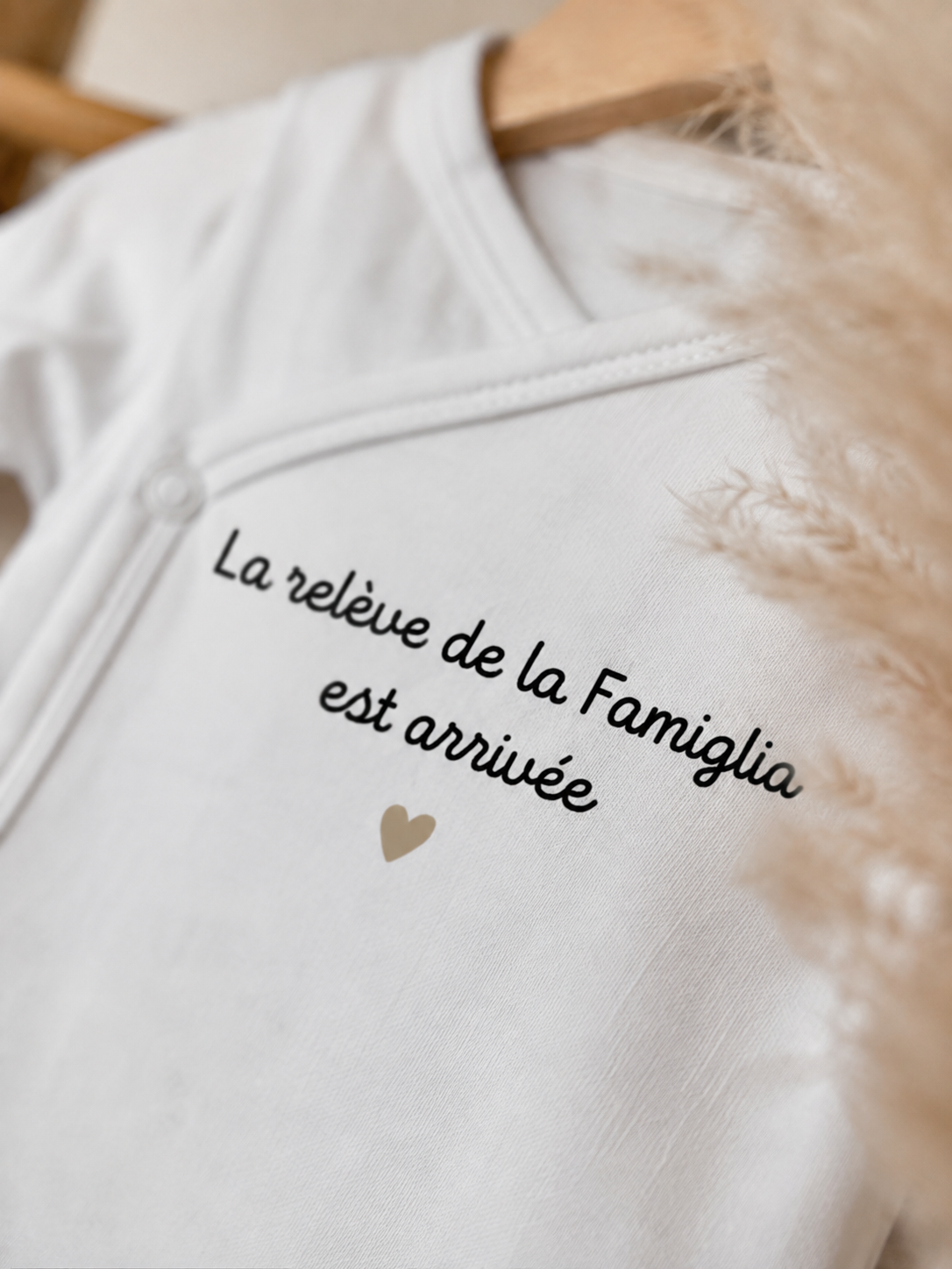 Body bébé "La relève de la famiglia est arrivée"