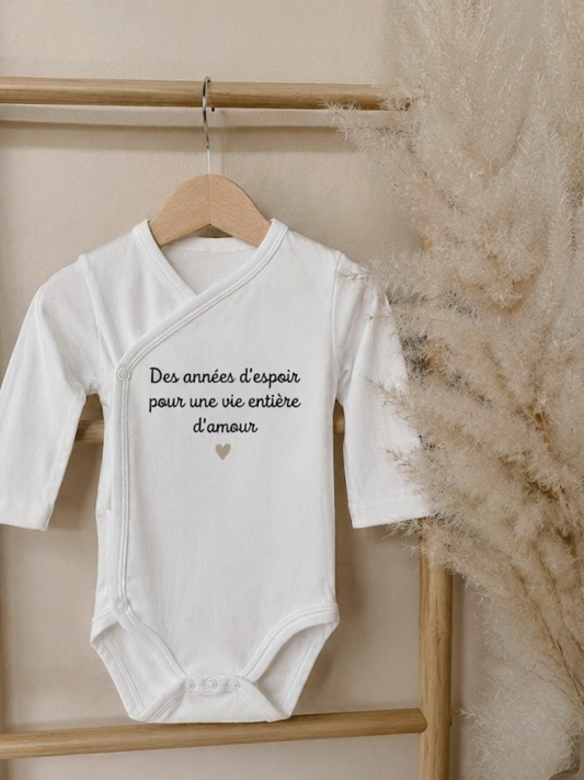 Body bébé "Des années d'espoir pour une vie entière d'amour"
