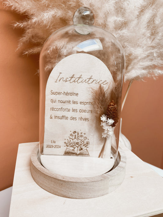 Cloche décorée - institutrice